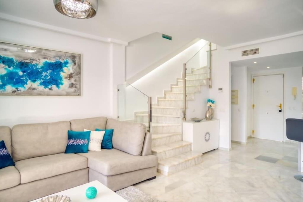 Holiday home Luxury With Games & Sea Views