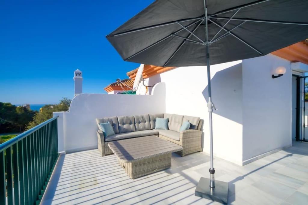 Luxury With Games & Sea Views Marbella